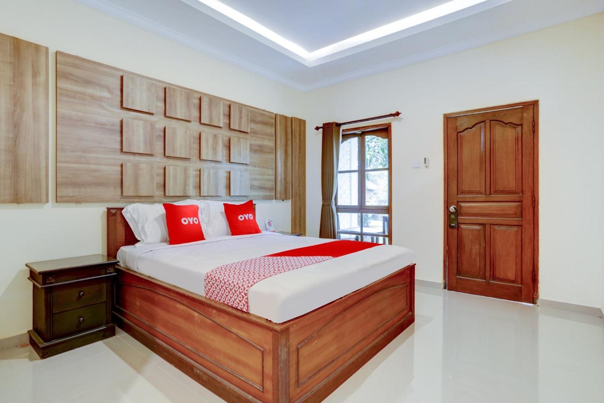 Oyo 1762 Hotel Astiti Graha Tanah Lot Екстер'єр фото